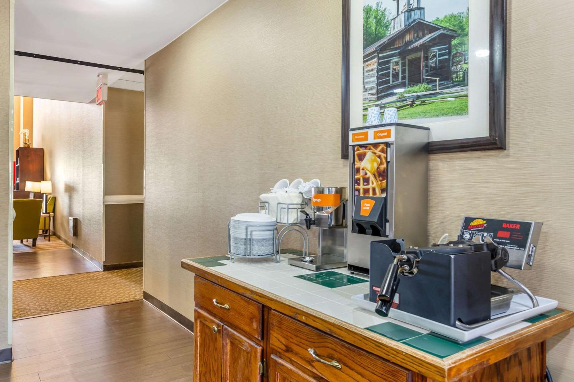 Comfort Suites South Point - Huntington Dış mekan fotoğraf