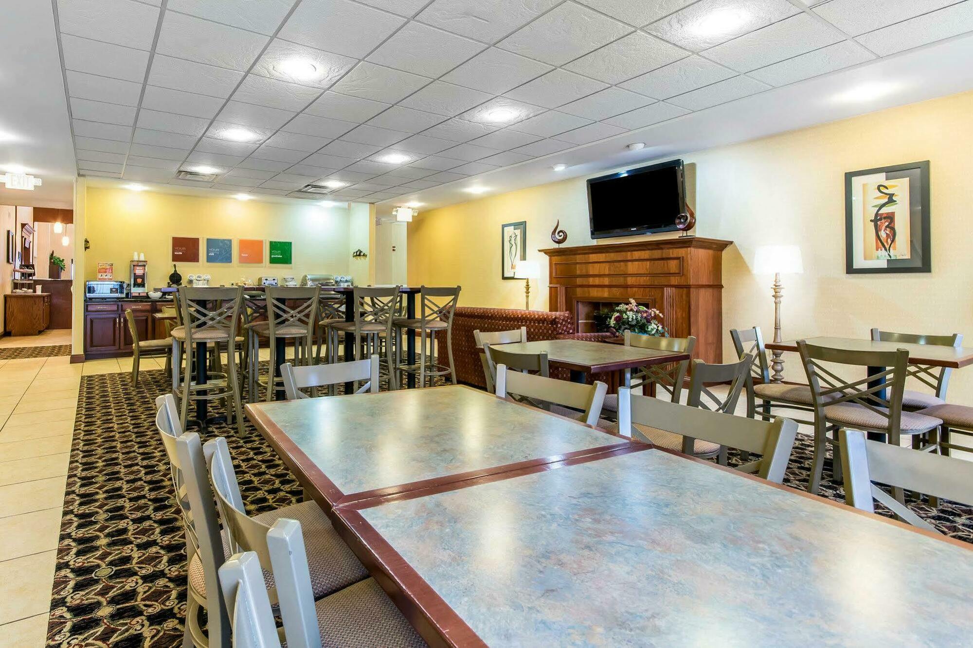 Comfort Suites South Point - Huntington Dış mekan fotoğraf